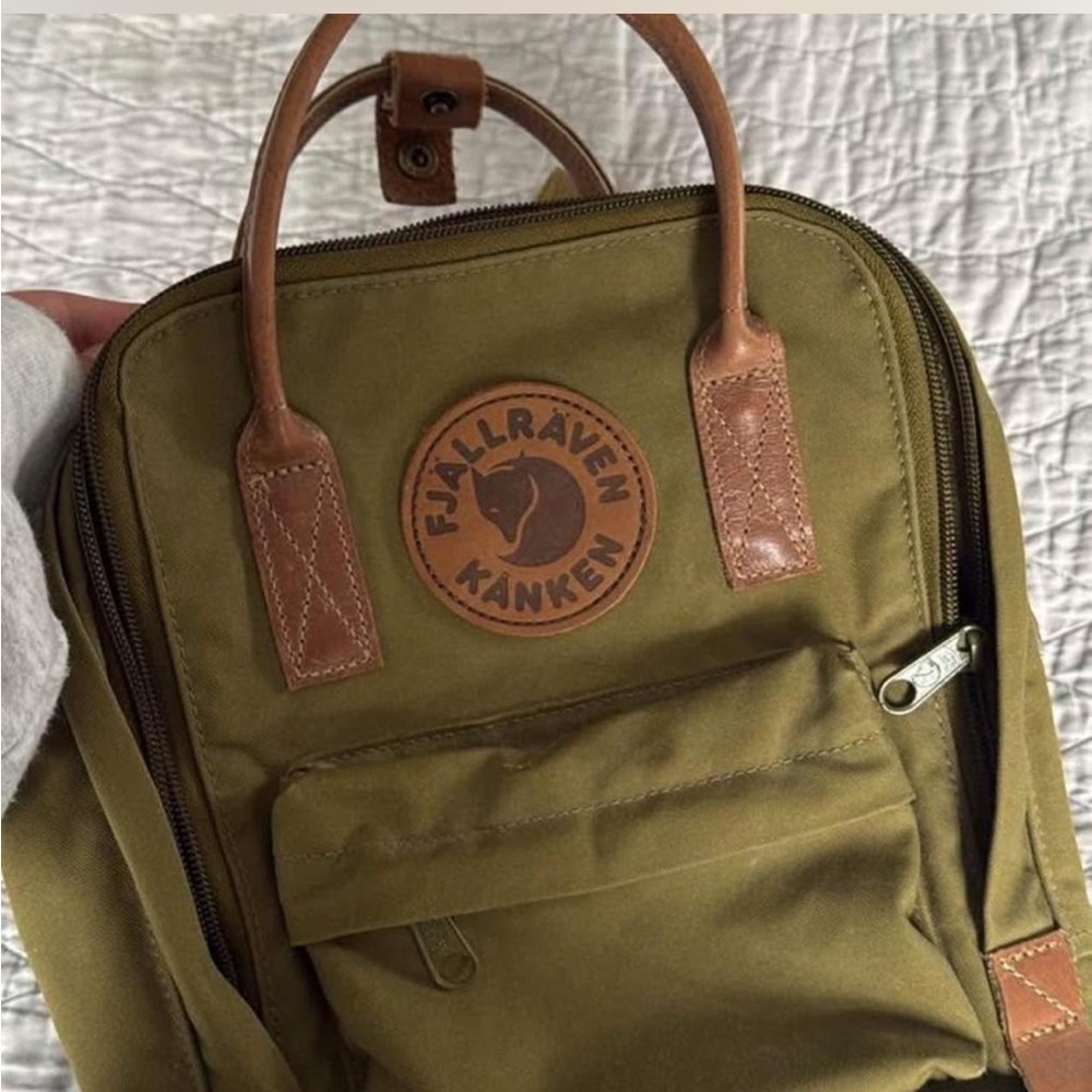 Fjallraven Kanken Mini No 2 in Green
